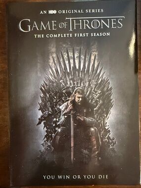 Game of Thrones The Complete First Season in plastic  - Dark Iron Throne Cover
